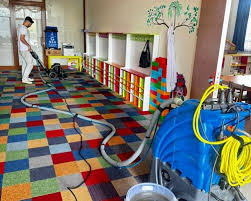 ANAOKULU HALISI YIKAMA